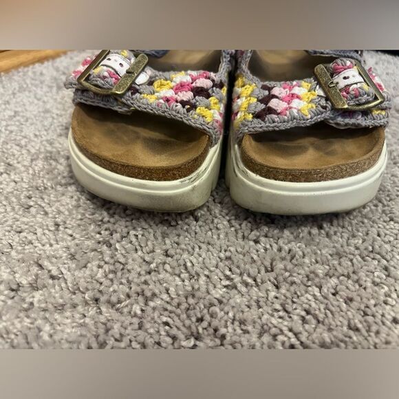 Hey Girl by Corky’s Crochet Platform Sandals - Picture 8 of 9